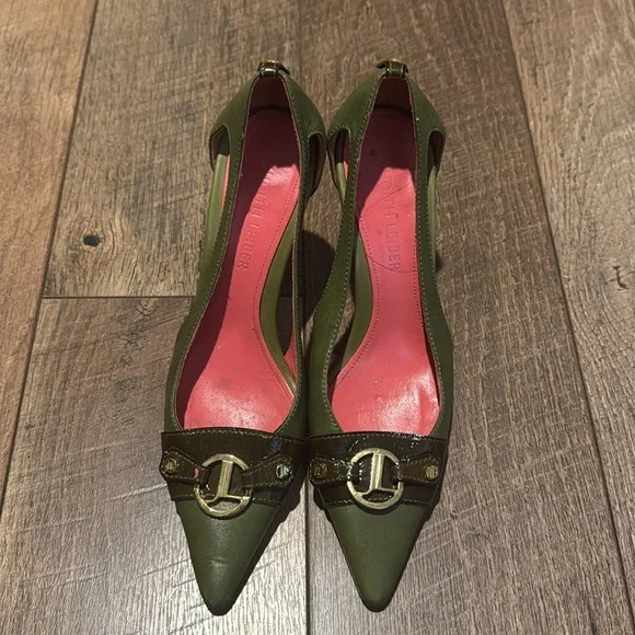 JUDITH LIEBER Olive Green Heels with Gold Accents - Picture 3 of 6